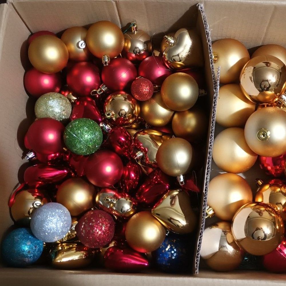 How To Store Christmas Ornaments Without Damage?
