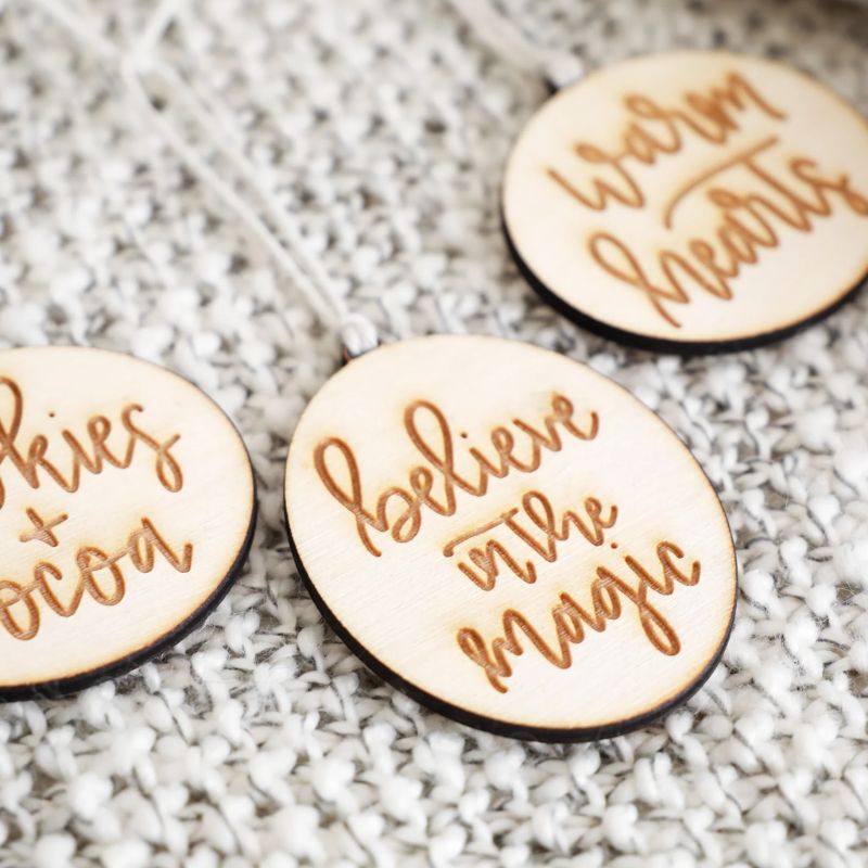 100 Heartwarming Christmas Ornament Sayings for a Festive Holiday Season