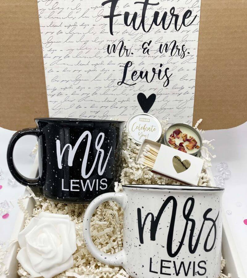 30 Beautiful Wedding Gift Engraving Ideas For Happy Couples